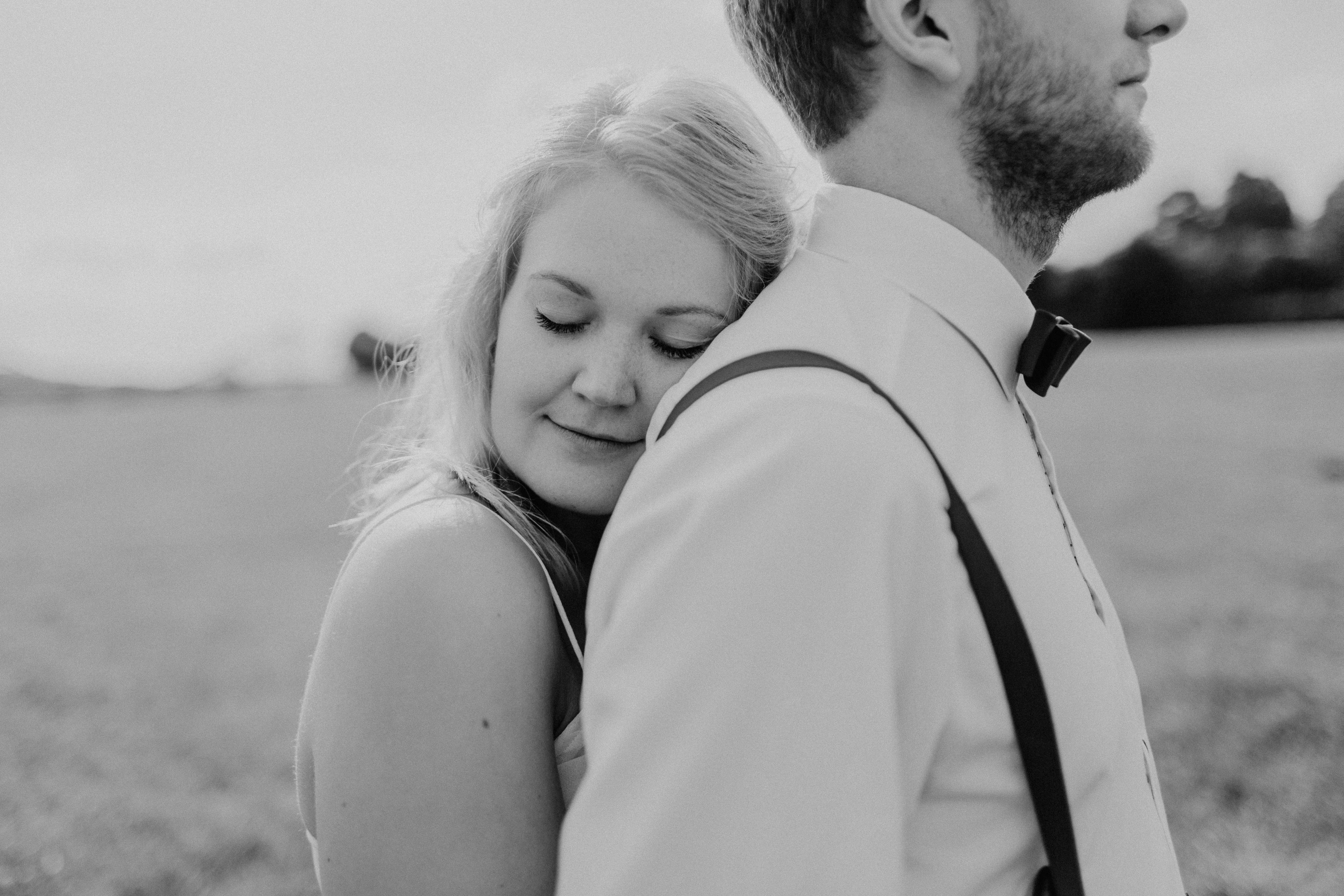 Intime Hochzeit in Dresden am Elbufer im September 2016.