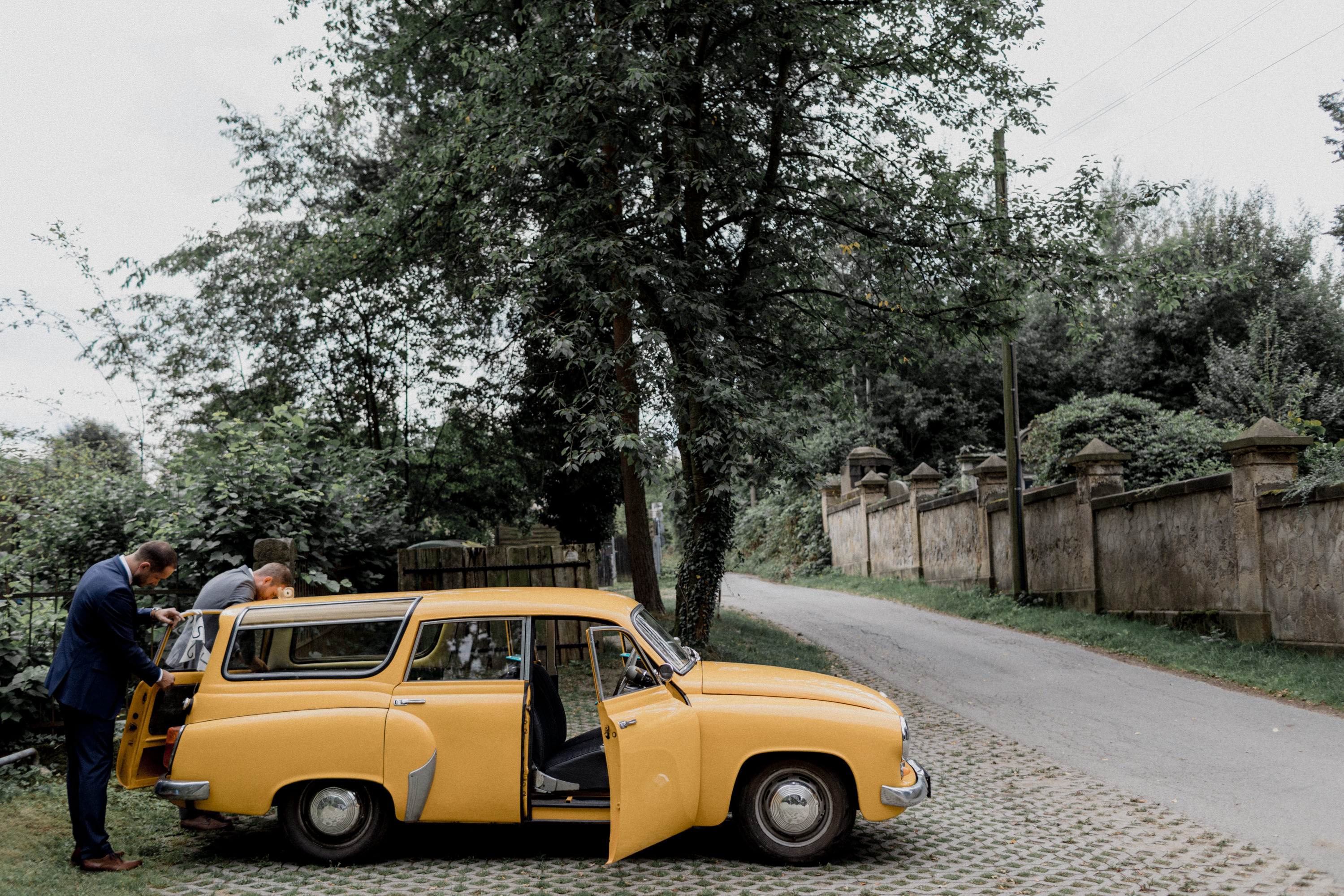 Hochzeitsfoto aus Dresden, aufgenommen von Tom und Lia Fotografie, Hochzeitsfotografen aus Rostock und Mecklenburg-Vorpommern.