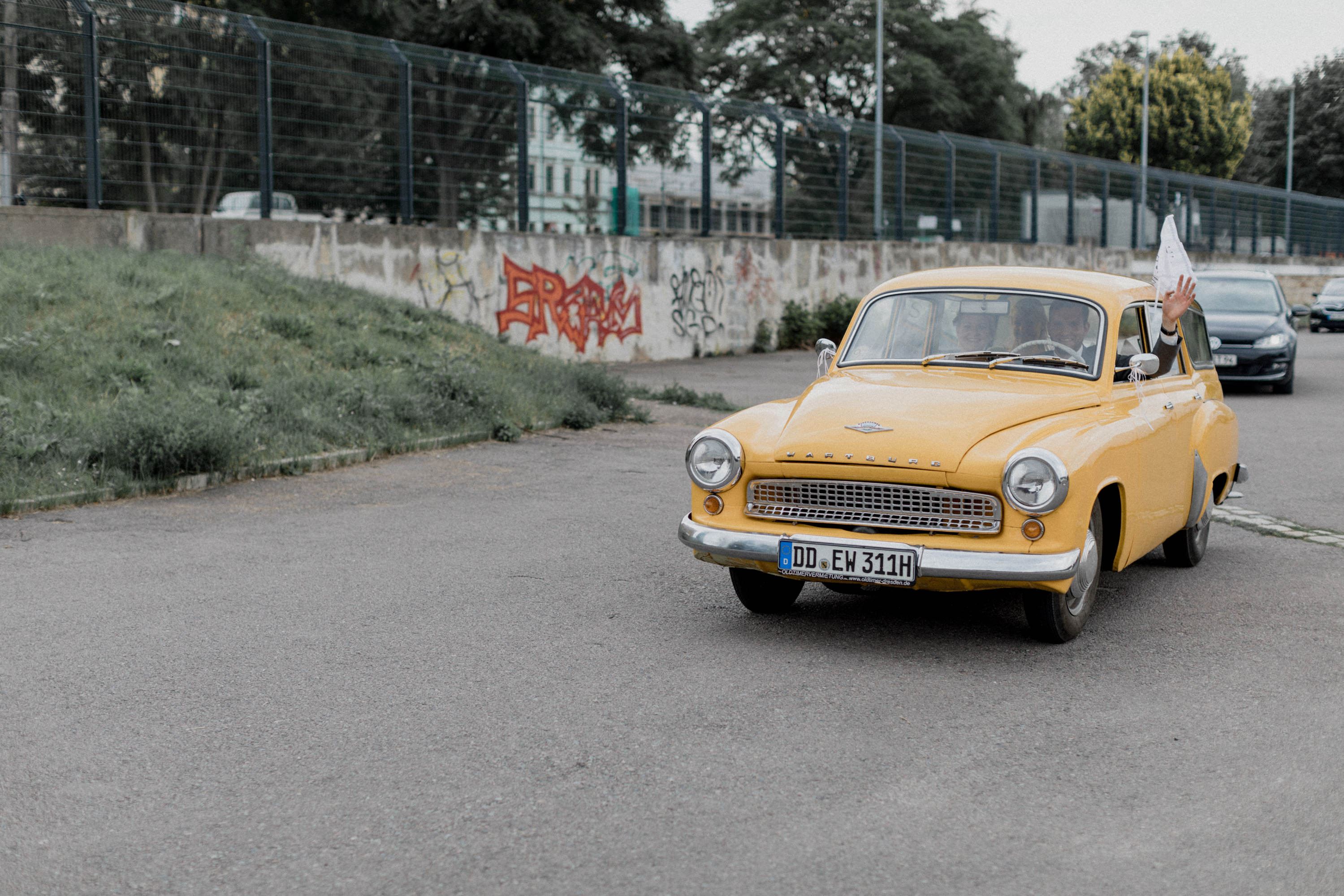 Hochzeitsfoto aus Dresden, aufgenommen von Tom und Lia Fotografie, Hochzeitsfotografen aus Rostock und Mecklenburg-Vorpommern.