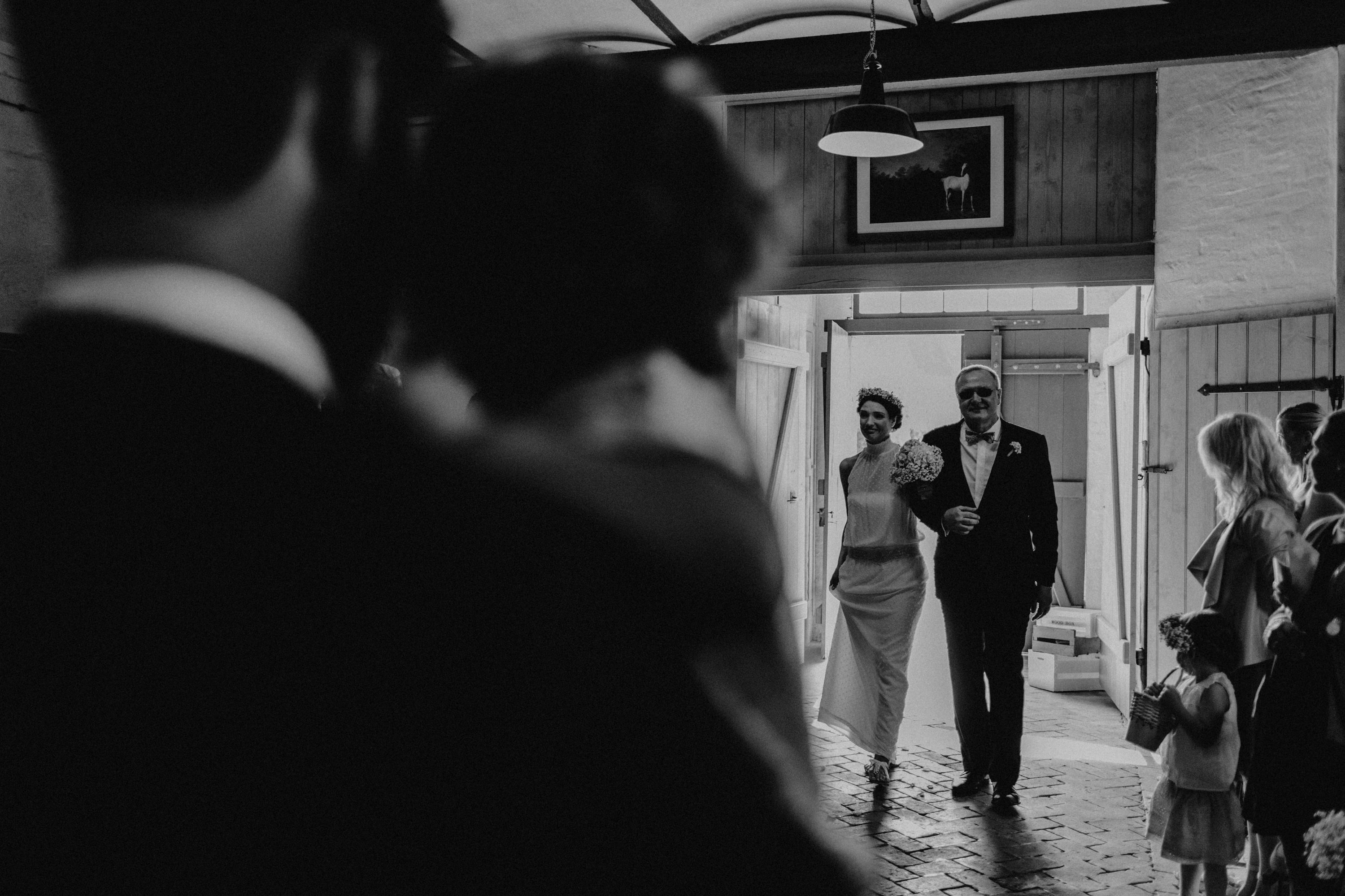 Hochzeitsfoto der Hochzeitsfotografen Tom und Lia aus Rostock. Scheunenhochzeit auf Gut Gerdshagen, Mecklenburg-Vorpommern.