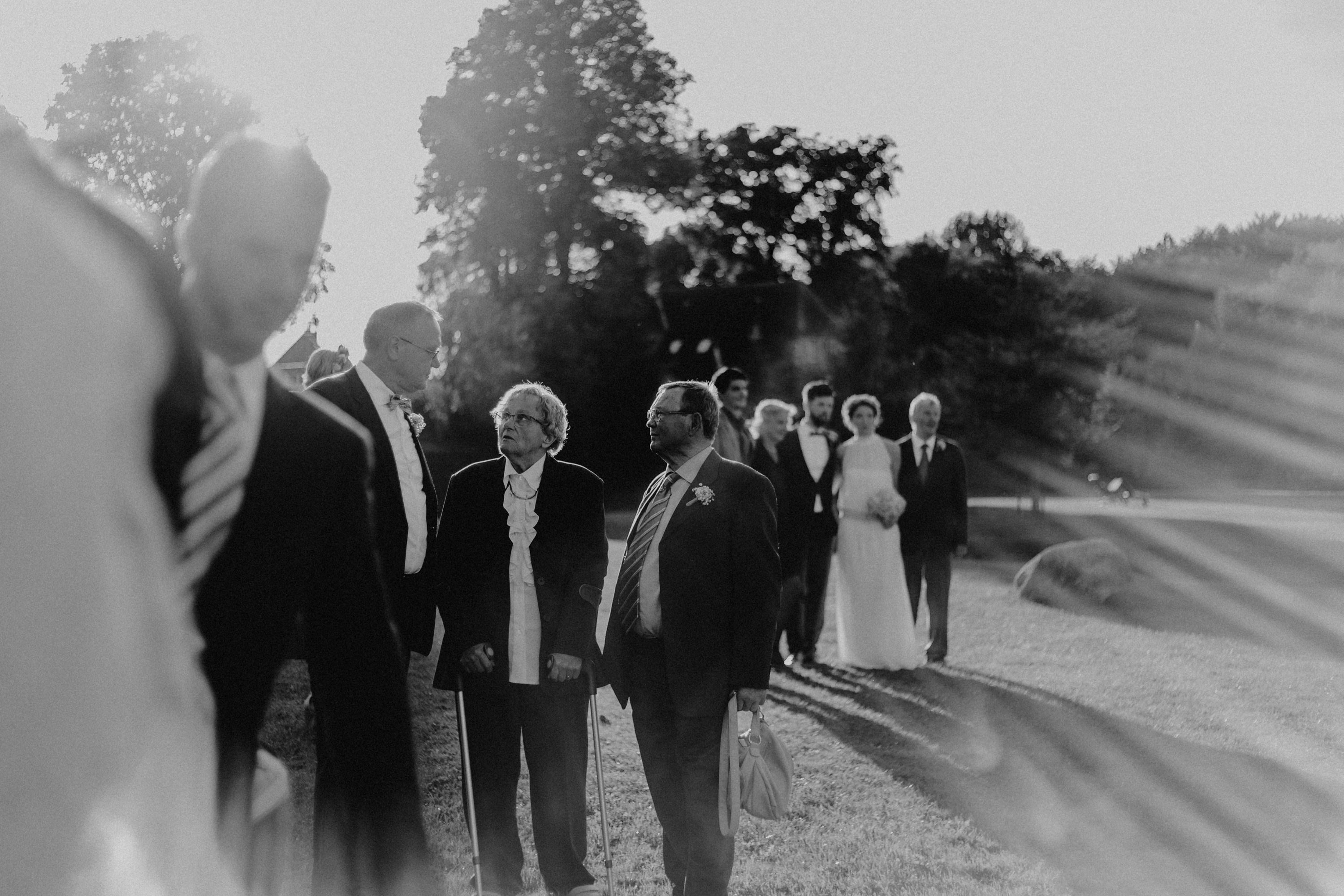 Hochzeitsfoto der Hochzeitsfotografen Tom und Lia aus Rostock. Scheunenhochzeit auf Gut Gerdshagen, Mecklenburg-Vorpommern.