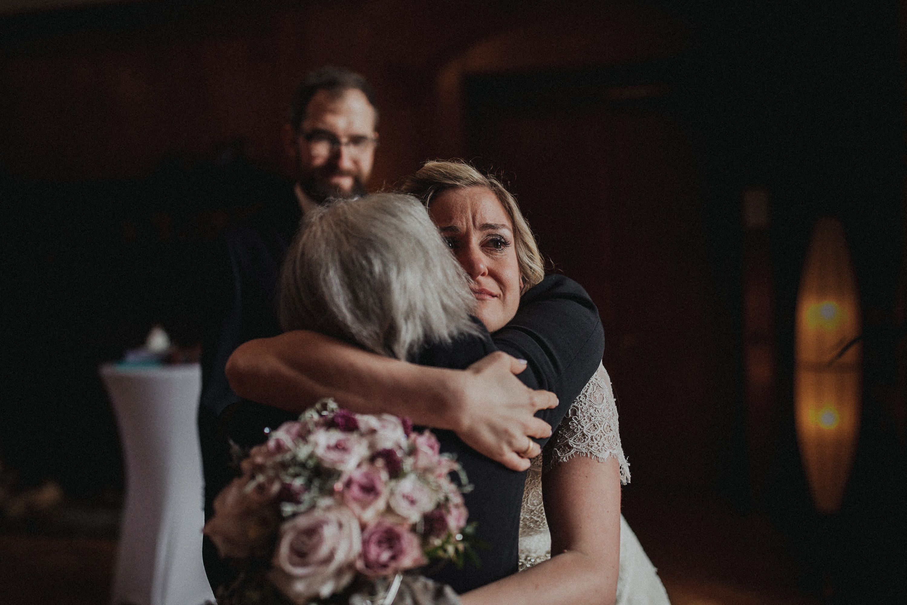 Hochzeitsfoto einer Hochzeitsreportage, fotografiert von Tom und Lia, einem Hochzeitsfotografenpaar aus Rostock. Die Hochzeit fand auf Schloss Hasenwinkell (Mecklenburg-Vorpommern, Ostsee) im Oktober 2017 statt.